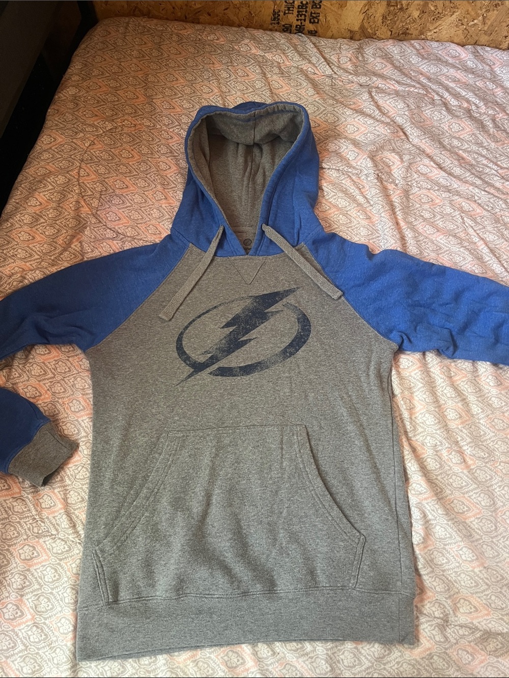 Gray and Blue Hockey Hoodie with Tampa Bay Lightning Logo, Size Small for men